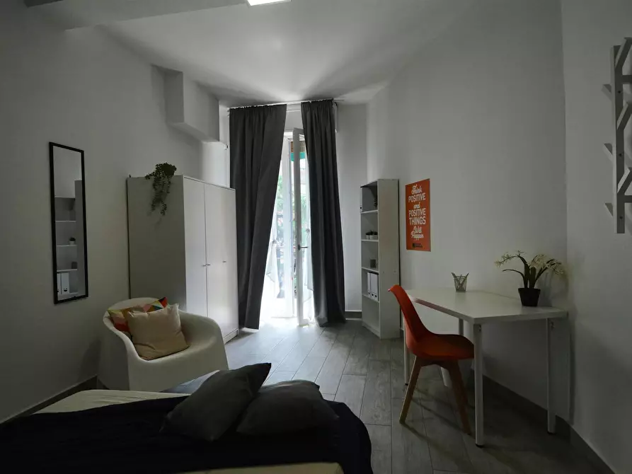 Immagine 2 di Camera in affitto  in Via Giacomo Matteotti a Reggio Nell'emilia