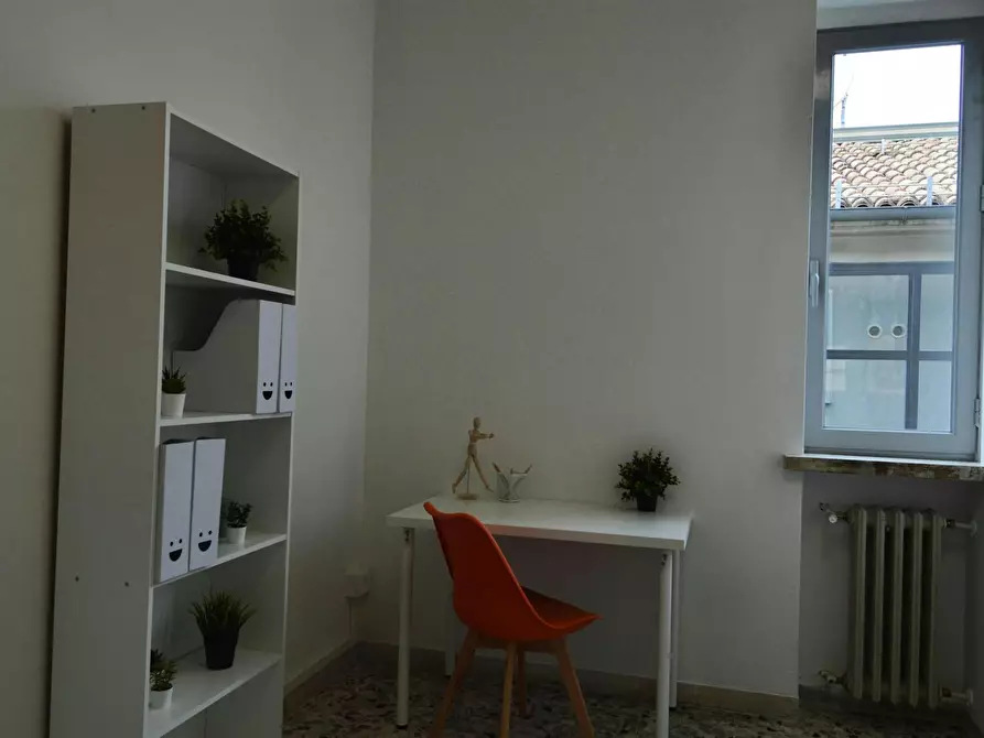 Immagine 4 di Camera in affitto  in Vicolo Franco Villa a Reggio Nell'emilia