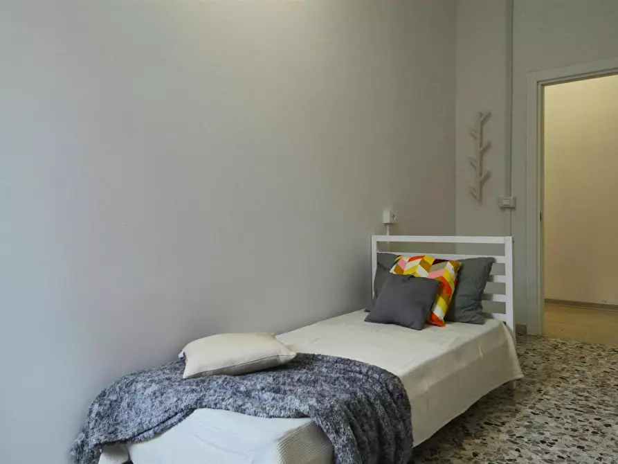 Immagine 3 di Camera in affitto  in Vicolo Franco Villa a Reggio Nell'emilia