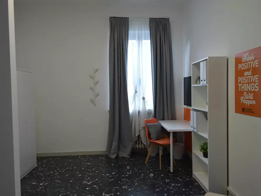 Immagine 4 di Camera in affitto  in Vicolo Franco Villa a Reggio Nell'emilia