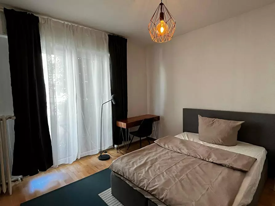 Immagine 4 di Camera in affitto  in Robert-Mayer-Straße a Frankfurt am Main
