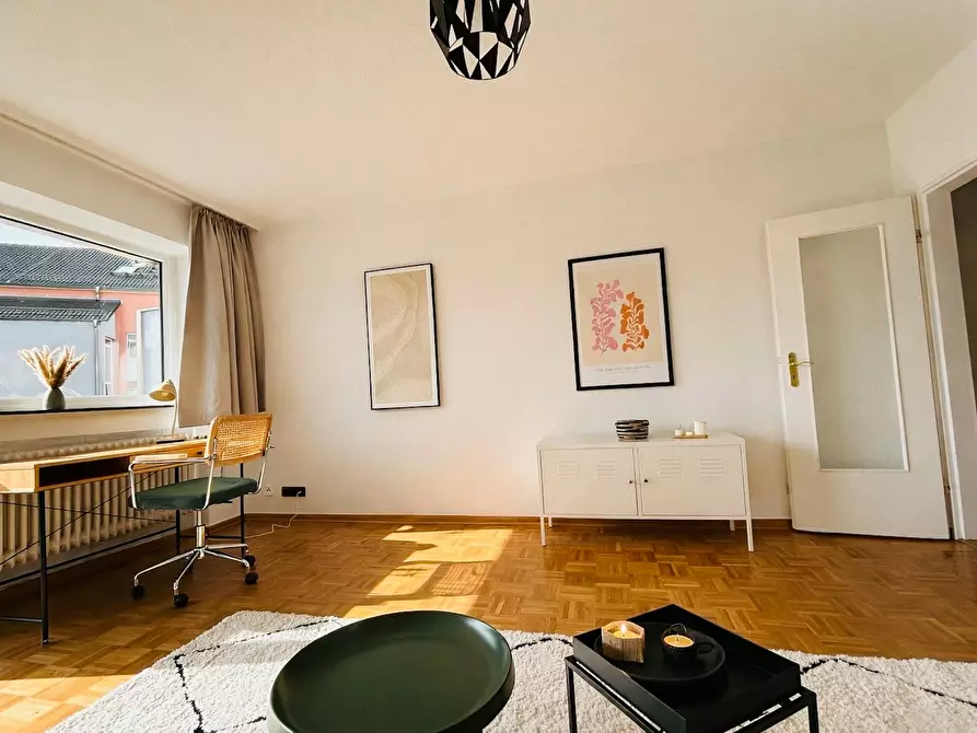 Immagine 3 di Appartamento in affitto  in Spohrstraße a Frankfurt am Main