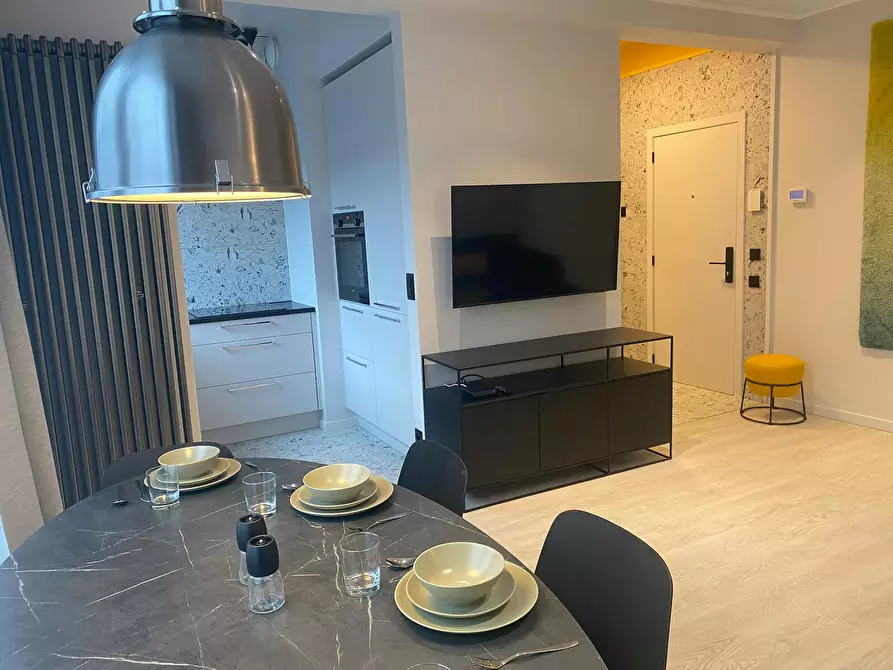 Immagine 3 di Appartamento in affitto  in Avenue de la Couronne a Ixelles