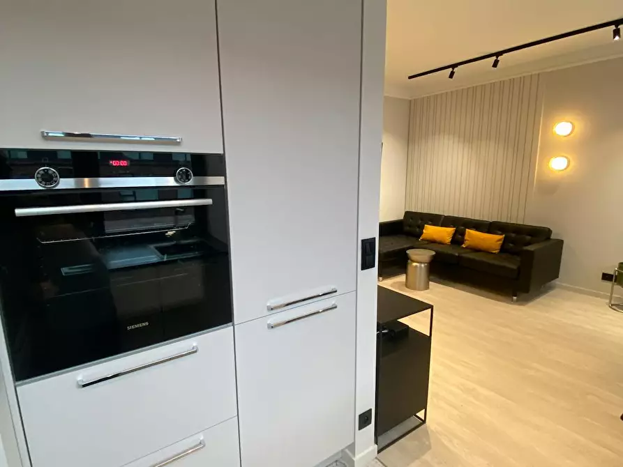 Immagine 9 di Appartamento in affitto  in Avenue de la Couronne a Ixelles