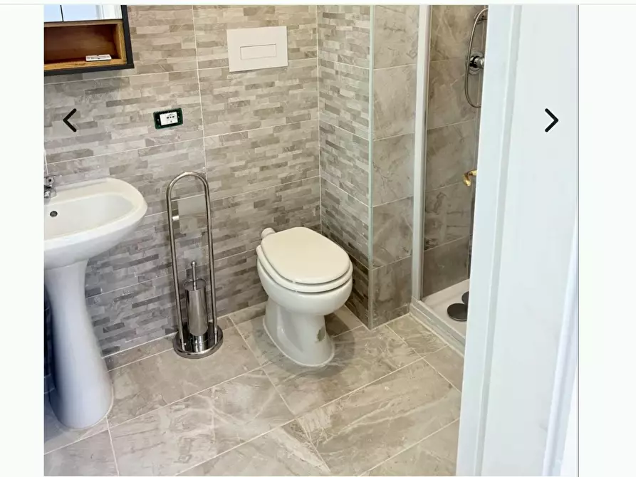 Immagine 10 di Camera condivisa in affitto  in Via Piovese a Padova