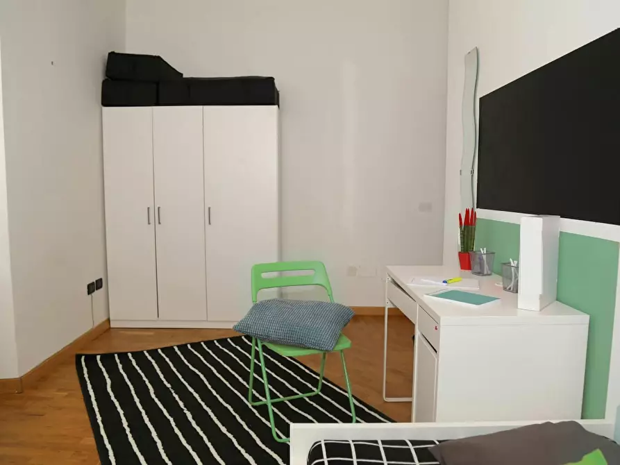 Immagine 2 di Camera in affitto  in Via delle Orfane a Trento
