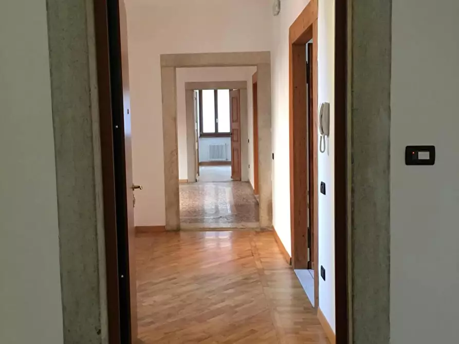 Immagine 8 di Camera in affitto  in Via delle Orfane a Trento