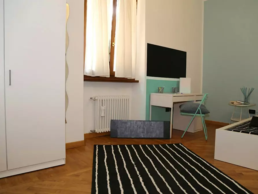 Immagine 1 di Camera in affitto  in Via delle Orfane a Trento