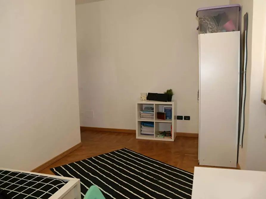 Immagine 2 di Camera in affitto  in Via delle Orfane a Trento