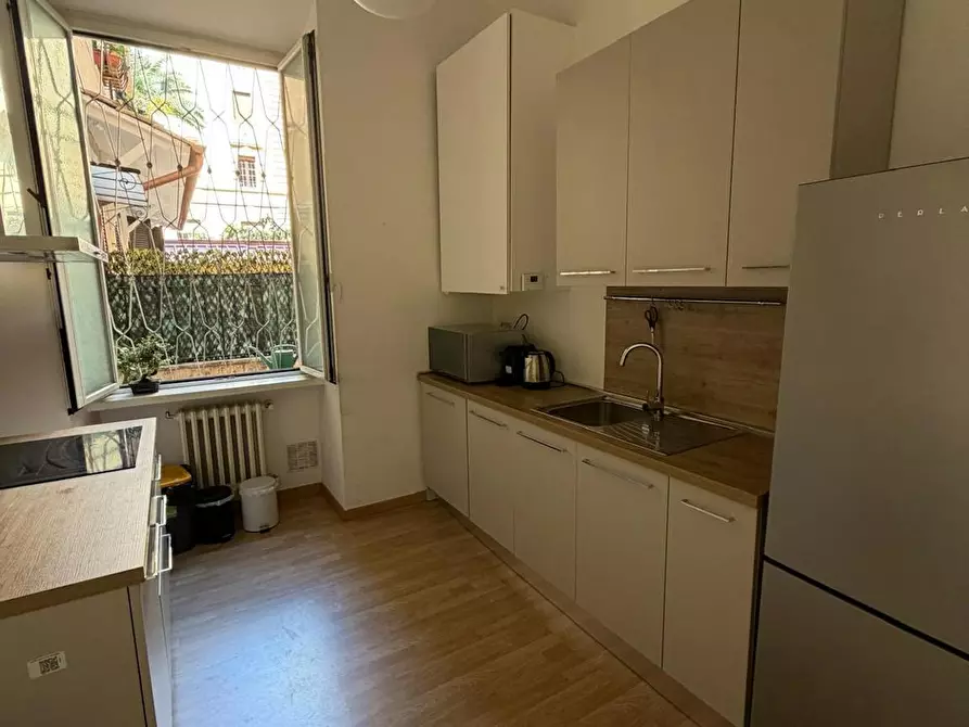 Immagine 3 di Camera in affitto  in Via Monte Santo a Roma