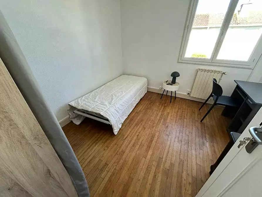 Immagine 4 di Camera in affitto  in Avenue de Lattre de Tassigny a Bourges