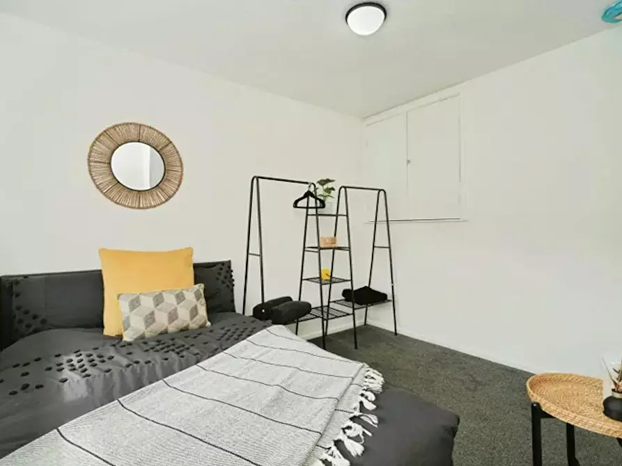Immagine 3 di Casa indipendente in affitto  in Albert Street a 