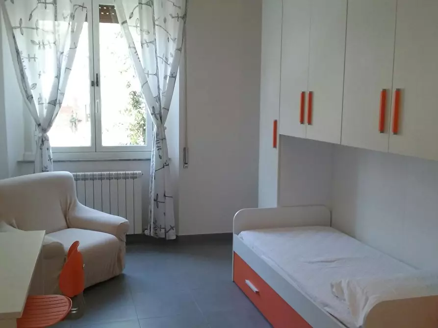 Immagine 1 di Camera in affitto  in Viale Goffredo Mameli a Siena