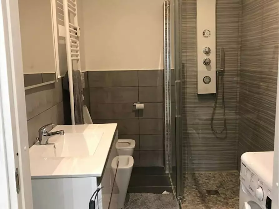 Immagine 7 di Camera in affitto  in Via Monginevro a Torino