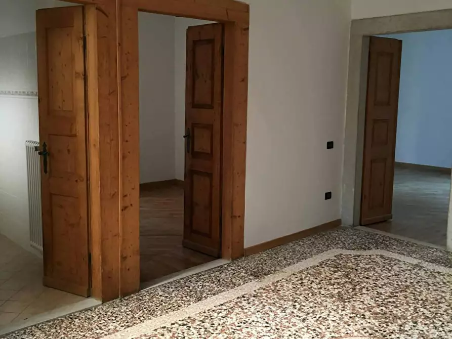 Immagine 8 di Camera in affitto  in Via delle Orfane a Trento