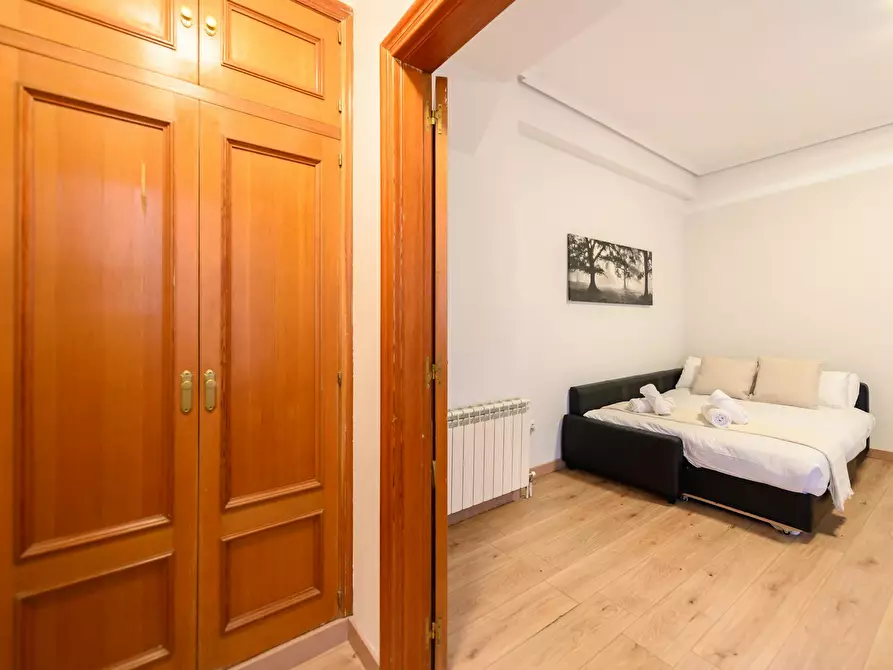 Immagine 9 di Appartamento in affitto  in Calle de la Aduana a Madrid