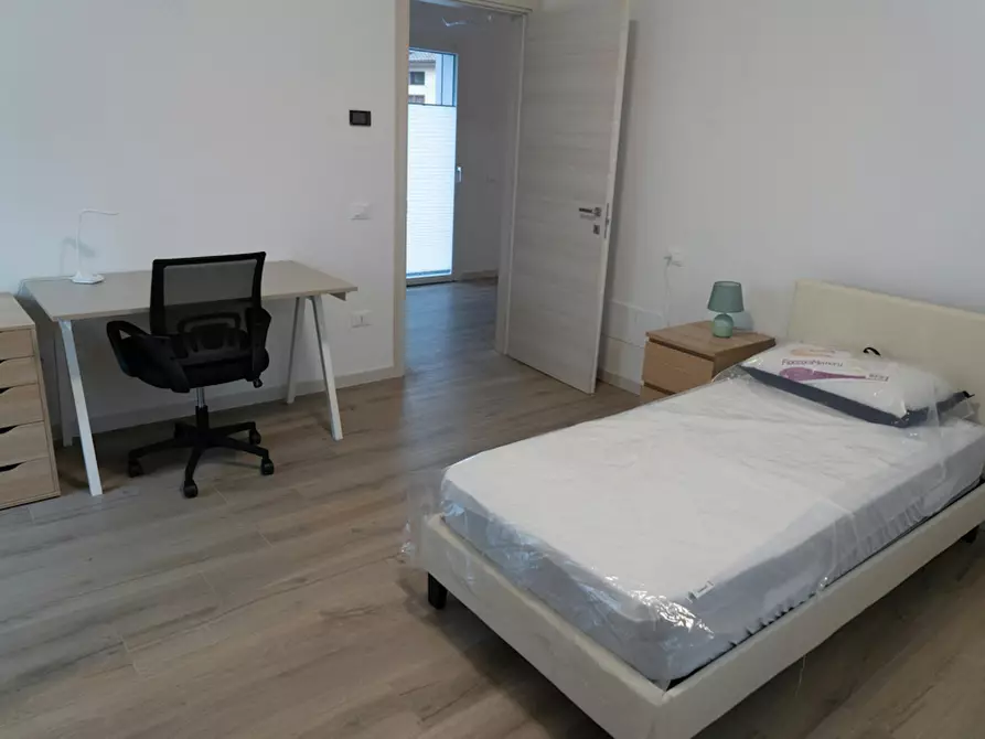 Immagine 7 di Camera in affitto  in Via Vecchia a Padova