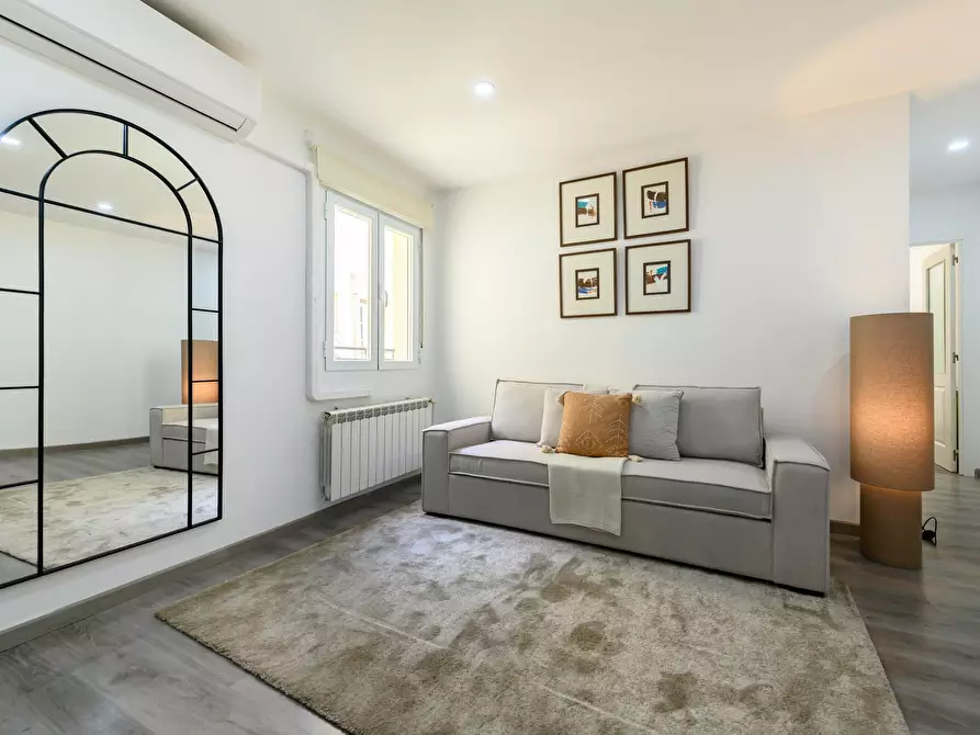 Immagine 1 di Appartamento in affitto  in Calle de Malcampo a Madrid