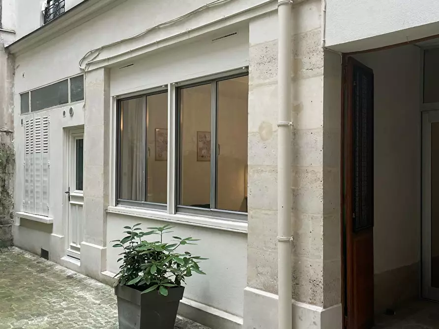 Immagine 2 di Appartamento in affitto  in Rue Monge a Paris 05
