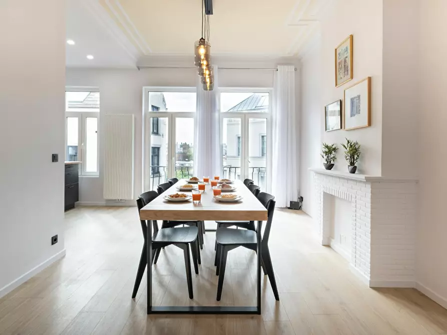 Immagine 10 di Appartamento in affitto  in Rue de l'Arbre Bénit a Ixelles