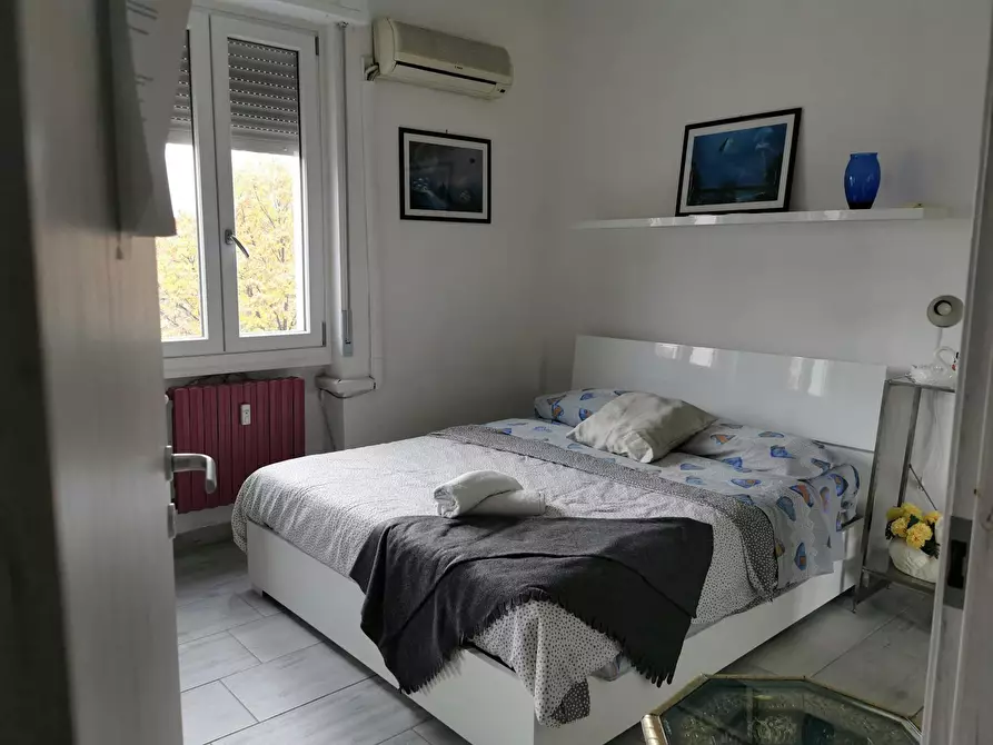 Immagine 1 di Camera in affitto  in Via Vittorio Scialoia a Milano