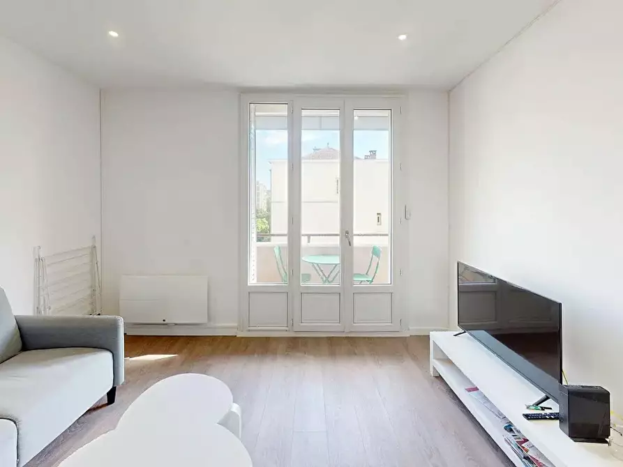 Immagine 8 di Camera in affitto  in Rue Paul Bourget a Grenoble