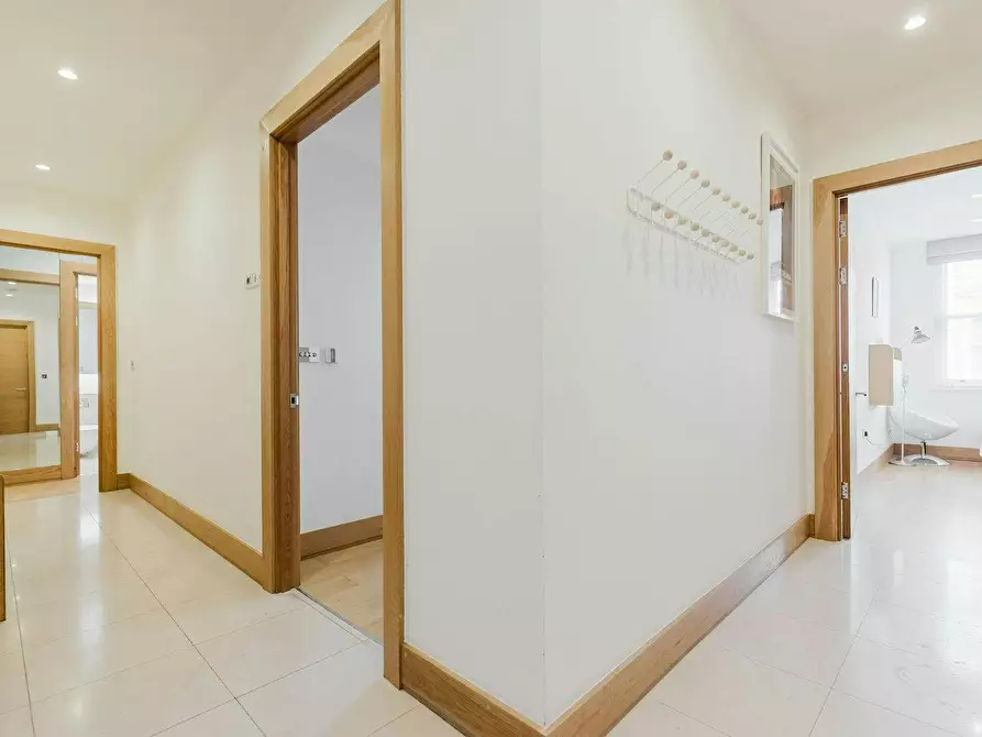 Immagine 8 di Appartamento in affitto  in Hereford Road a Paddington