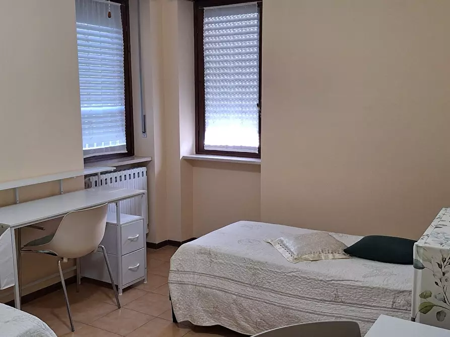 Immagine 1 di Camera condivisa in affitto  in Via Giovanni Martina a Torino