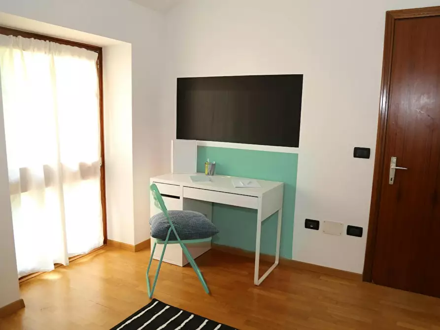 Immagine 3 di Camera in affitto  in Via delle Orfane a Trento