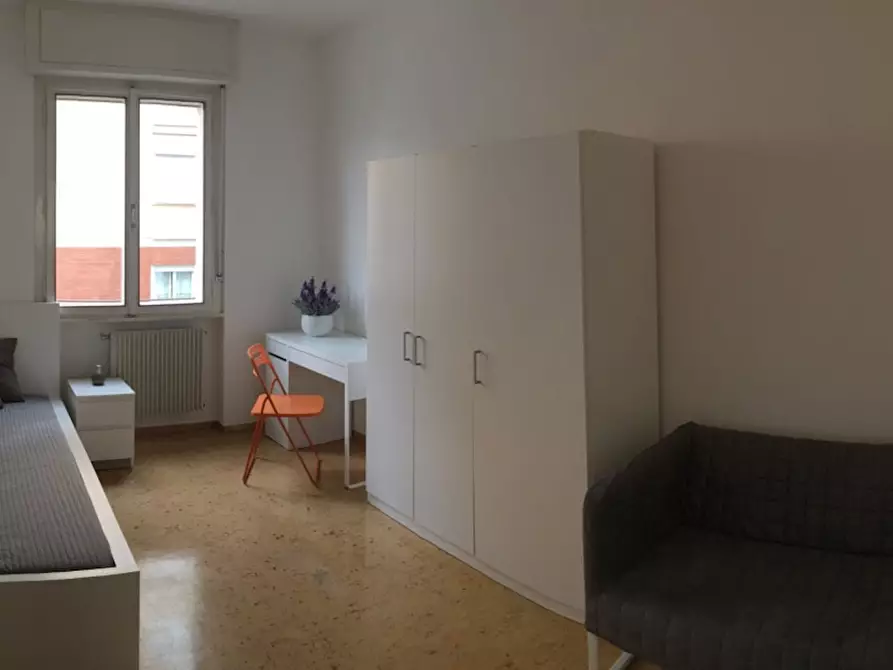 Immagine 3 di Camera in affitto  in Viale Nepomuceno Bolognini a Trento