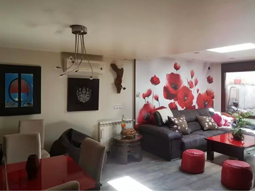 Immagine 5 di Casa indipendente in affitto  in Calle de Escalonilla a Madrid