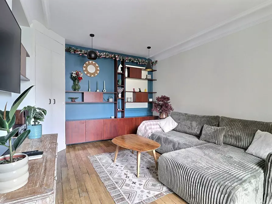 Immagine 1 di Appartamento in affitto  in Place Saint-Pierre a Paris 18