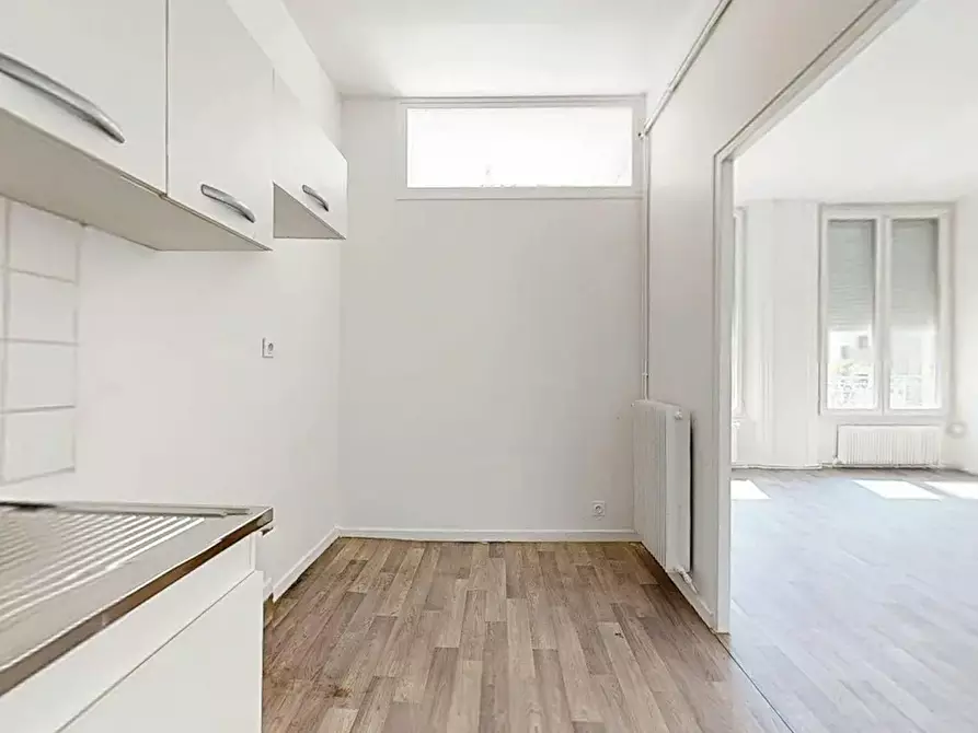 Immagine 6 di Appartamento in affitto  in Rue Rabelais a Saint-Étienne