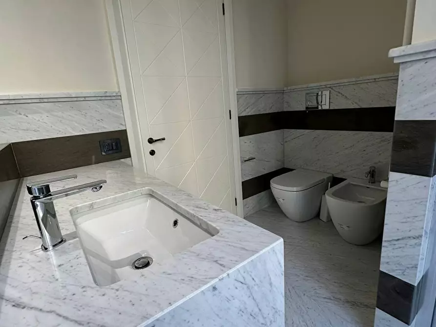 Immagine 5 di Appartamento in affitto  in Via dei Brunelleschi a Firenze