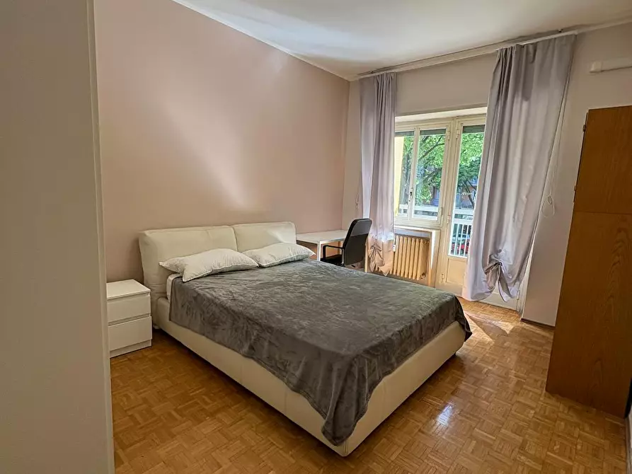 Immagine 1 di Camera in affitto  in Corso Peschiera a Torino