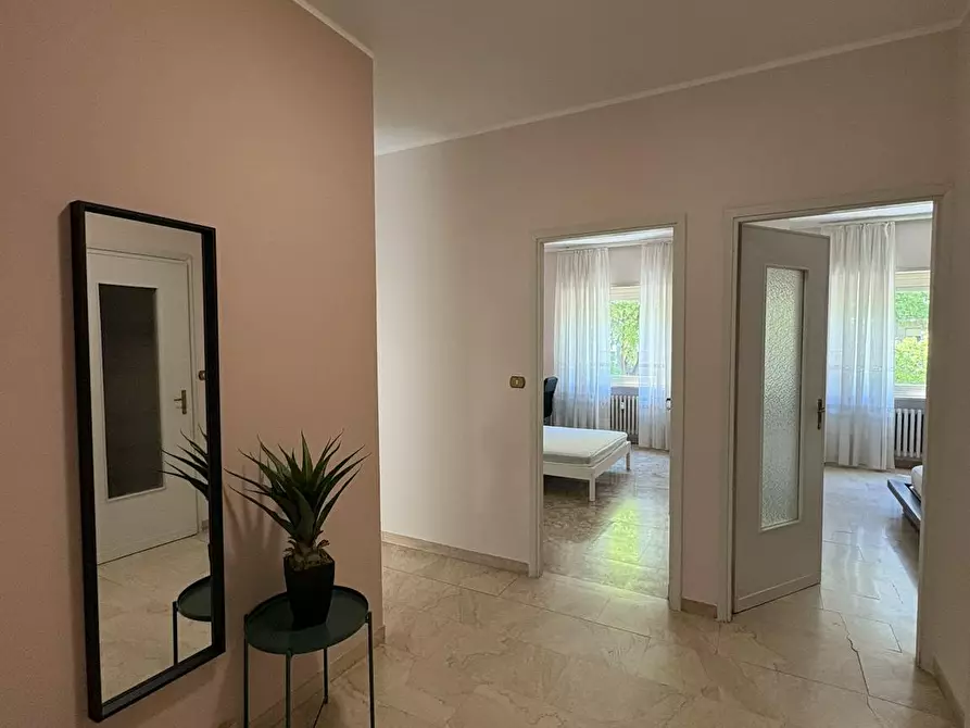 Immagine 2 di Camera in affitto  in Corso Peschiera a Torino