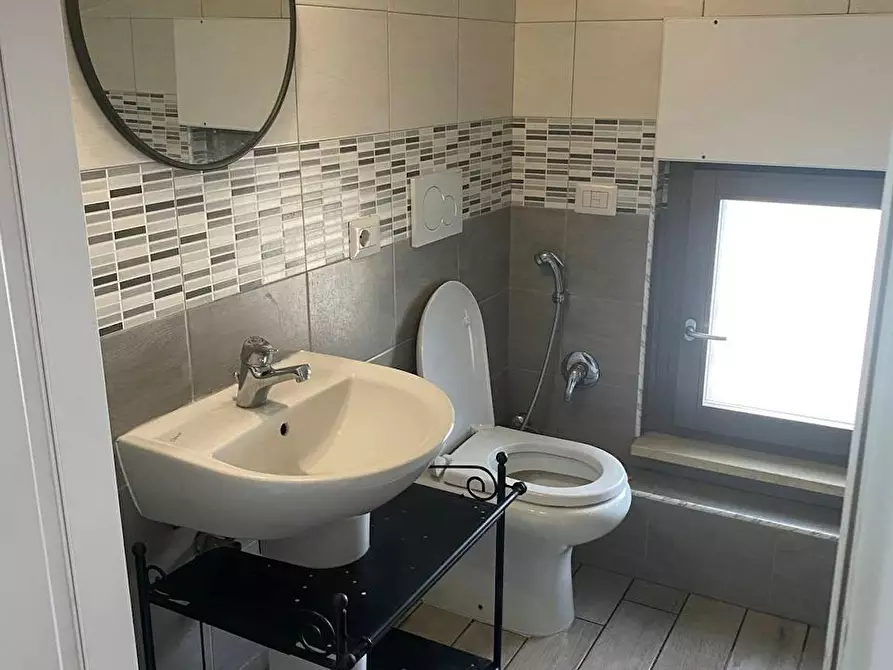 Immagine 4 di Camera in affitto  in Via di Tor Vergata a Roma