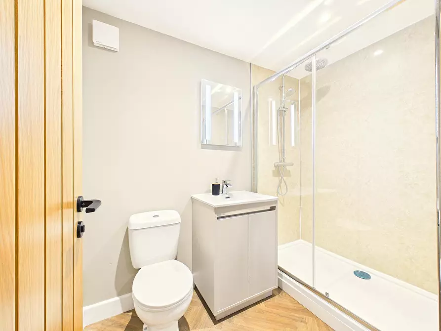 Immagine 6 di Casa indipendente in affitto  in Lincoln Close a Ashchurch