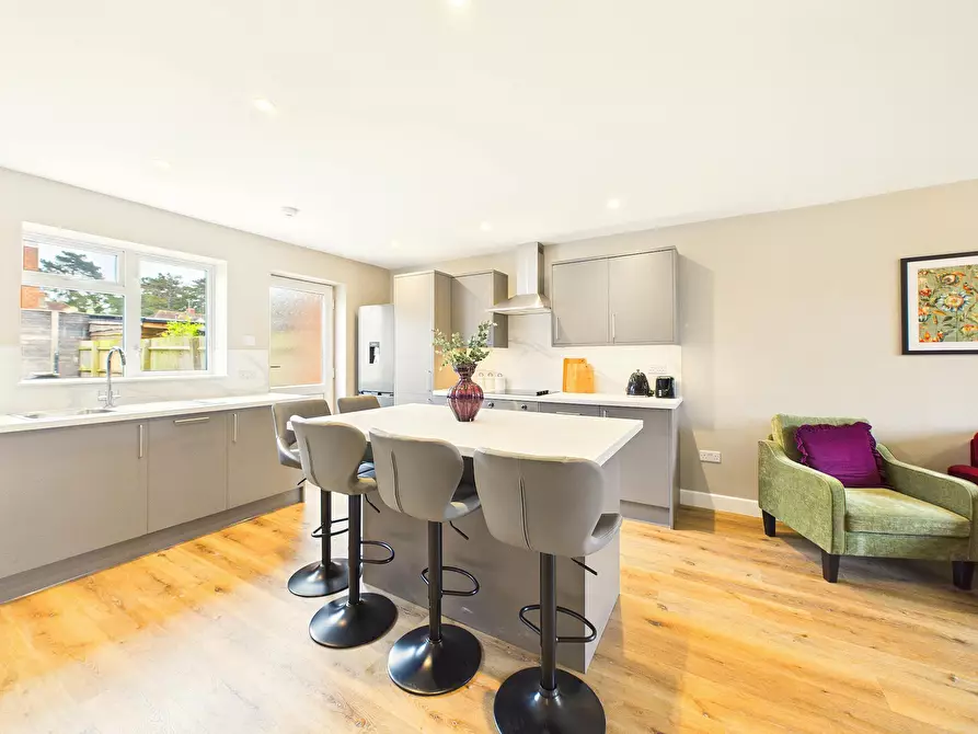 Immagine 3 di Casa indipendente in affitto  in Lincoln Close a Ashchurch