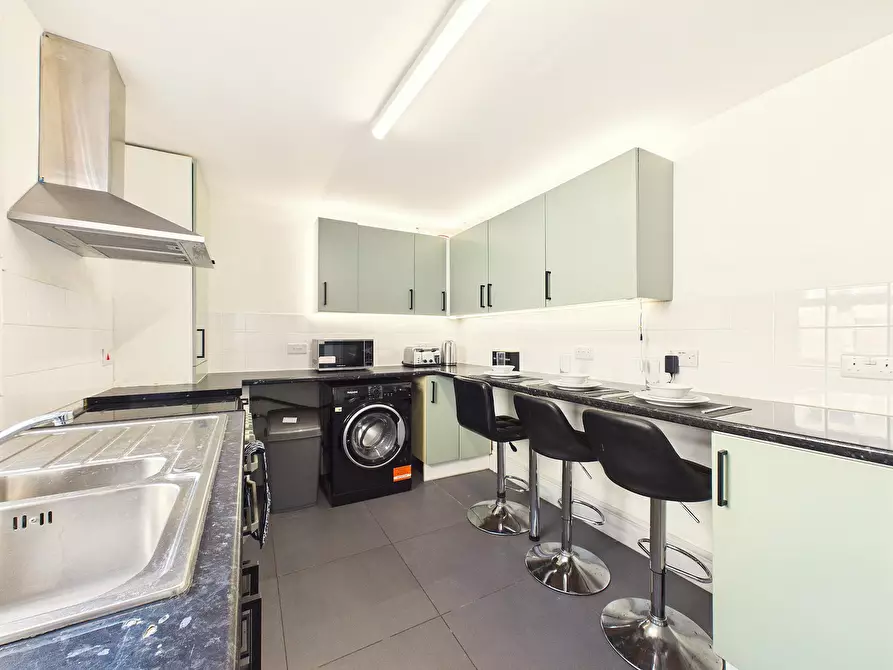 Immagine 8 di Casa indipendente in affitto  in Ridgway Road a 