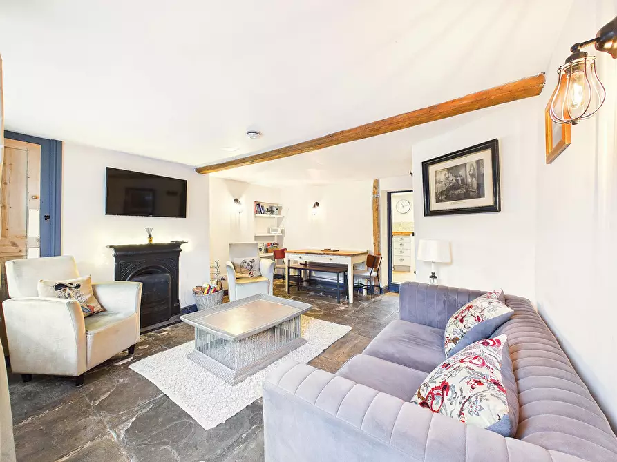 Immagine 1 di Casa indipendente in affitto  in Church Street a Moreton-in-Marsh
