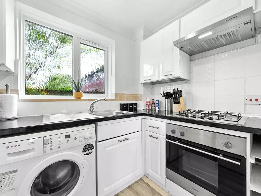 Immagine 9 di Casa indipendente in affitto  in Cedar Wood Drive a Watford