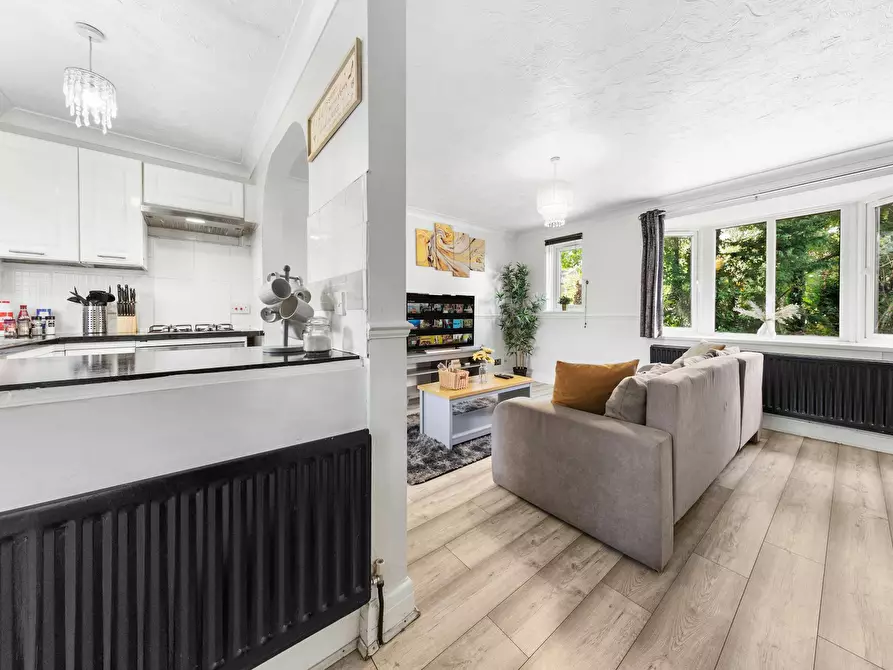 Immagine 2 di Casa indipendente in affitto  in Cedar Wood Drive a Watford