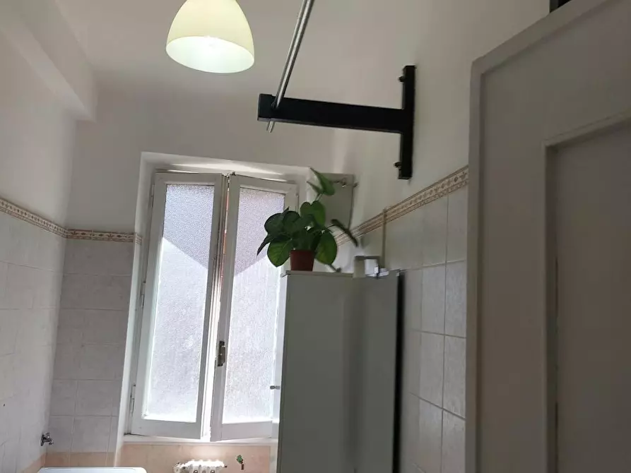 Immagine 1 di Camera in affitto  in Via Raffaello Giovagnoli a Roma