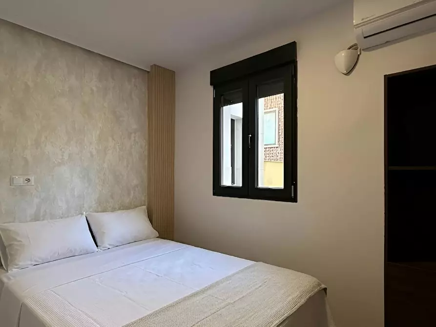 Immagine 1 di Appartamento in affitto  in Calle de Brescia a Madrid