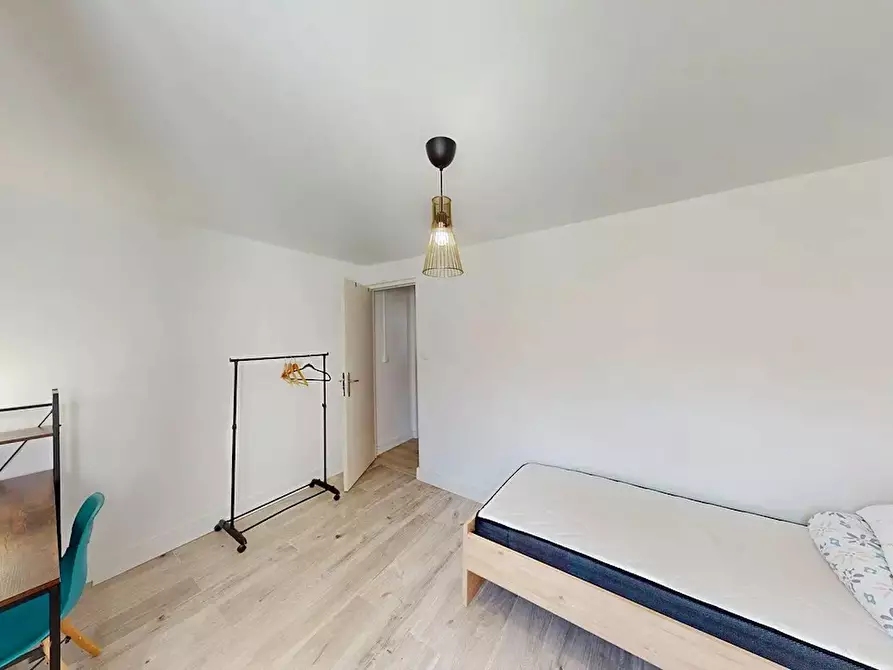 Immagine 3 di Camera in affitto  in Rue Decreme a Roubaix