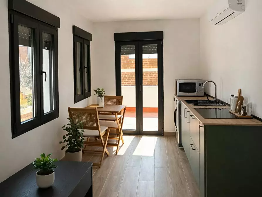 Immagine 7 di Appartamento in affitto  in Calle de Brescia a Madrid