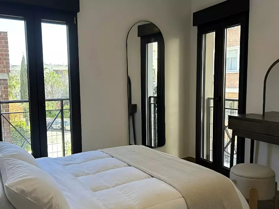 Immagine 4 di Appartamento in affitto  in Calle de Brescia a Madrid