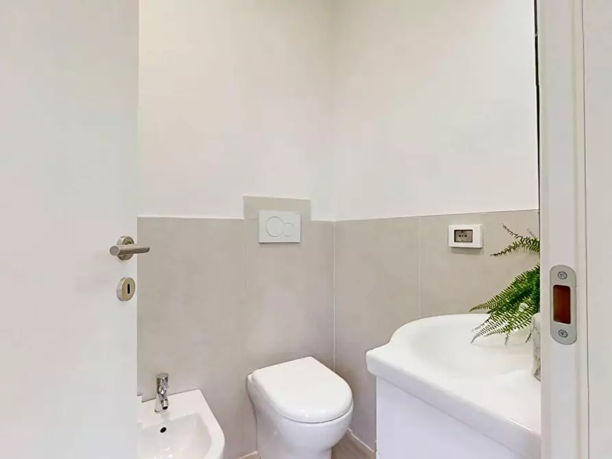 Immagine 4 di Camera in affitto  in Via Elia Millosevich a Venezia
