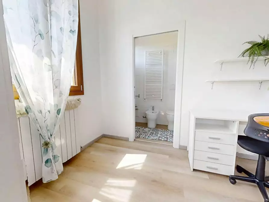 Immagine 10 di Camera in affitto  in Via Frà Giocondo da Verona a Venezia